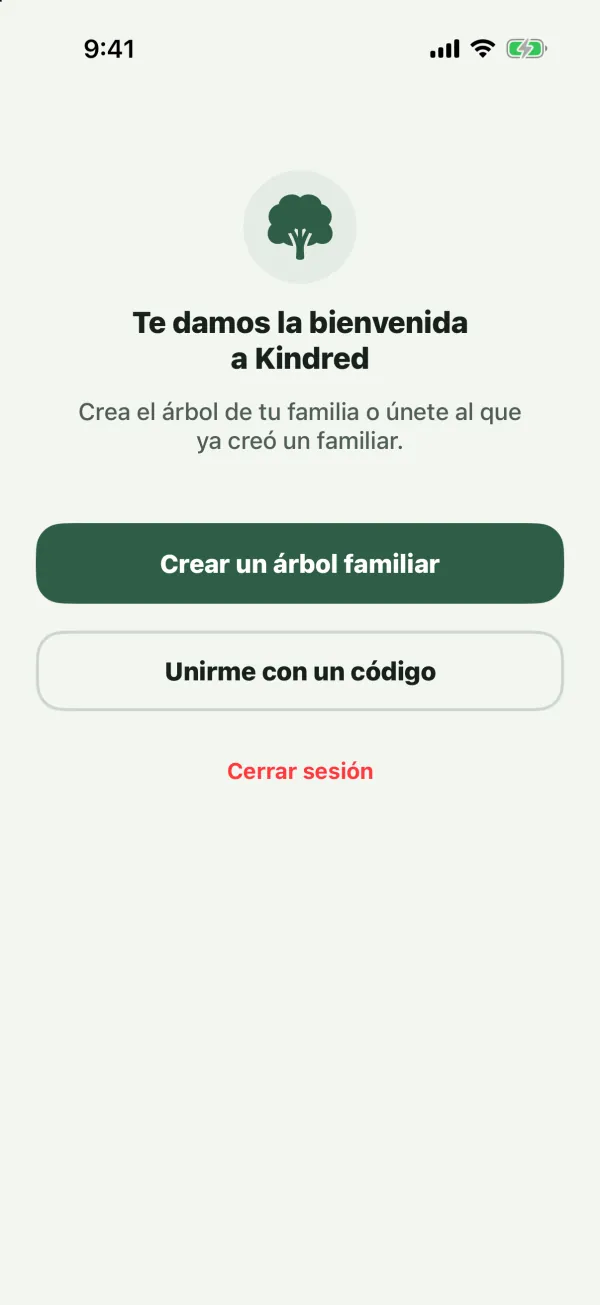 La pantalla Te damos la bienvenida a Kindred con los botones Crear un árbol familiar y Unirme con un código