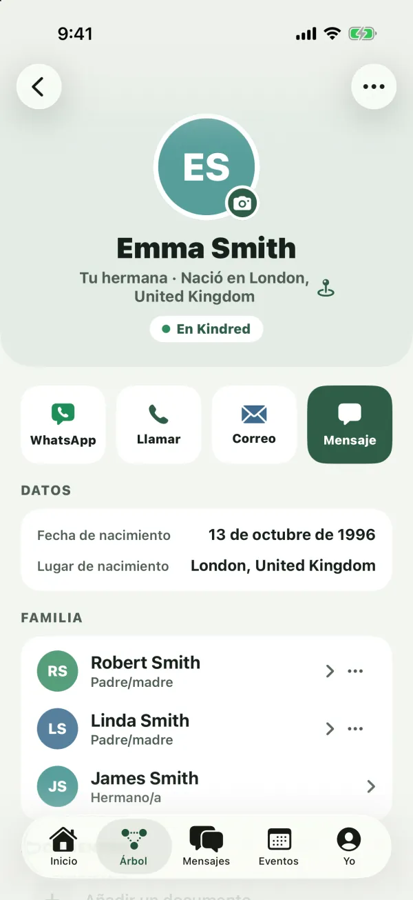 La página de Emma Smith: su foto, Tu hermana, Nació en Londres, En Kindred, los botones WhatsApp, Llamar, Correo y Mensaje, y las secciones Datos y Familia
